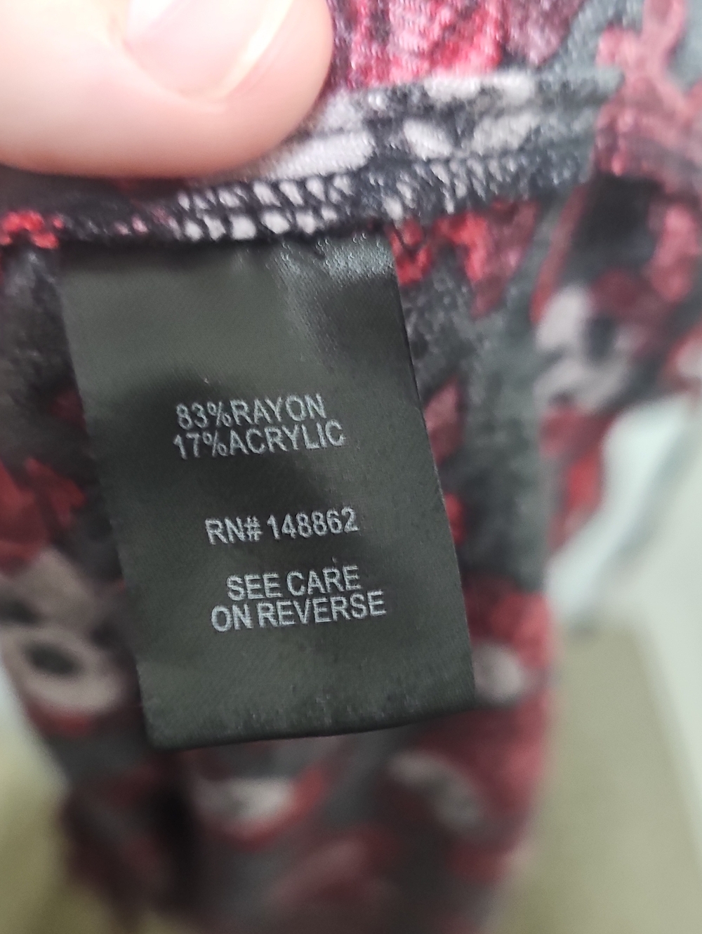 Torrid Red & Black Skull Rose V-Neck Dress - Picture 6 of 7